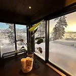Panorama Out, Jacuzzi,badstu Hébergement de vacances *