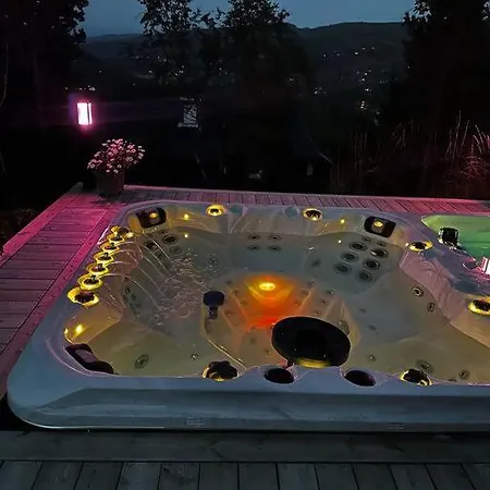 Σπίτι διακοπών Panorama Out, Jacuzzi,badstu *