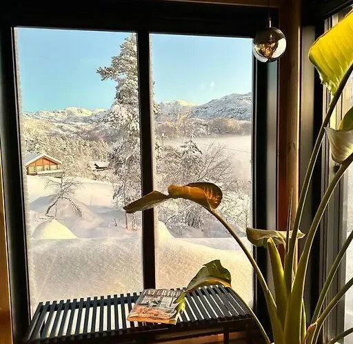 Panorama Out, Jacuzzi,badstu * Kvam (Hordaland)