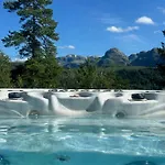 Panorama Out, Jacuzzi,badstu