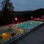 Panorama Out, Jacuzzi,badstu 度假居 Kvam (Hordaland)