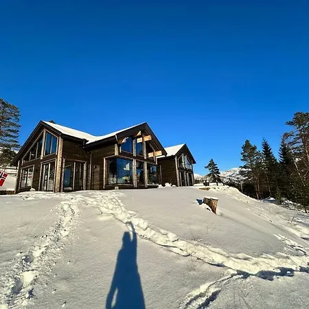 Panorama Out, Jacuzzi,badstu 度假居 Kvam (Hordaland)